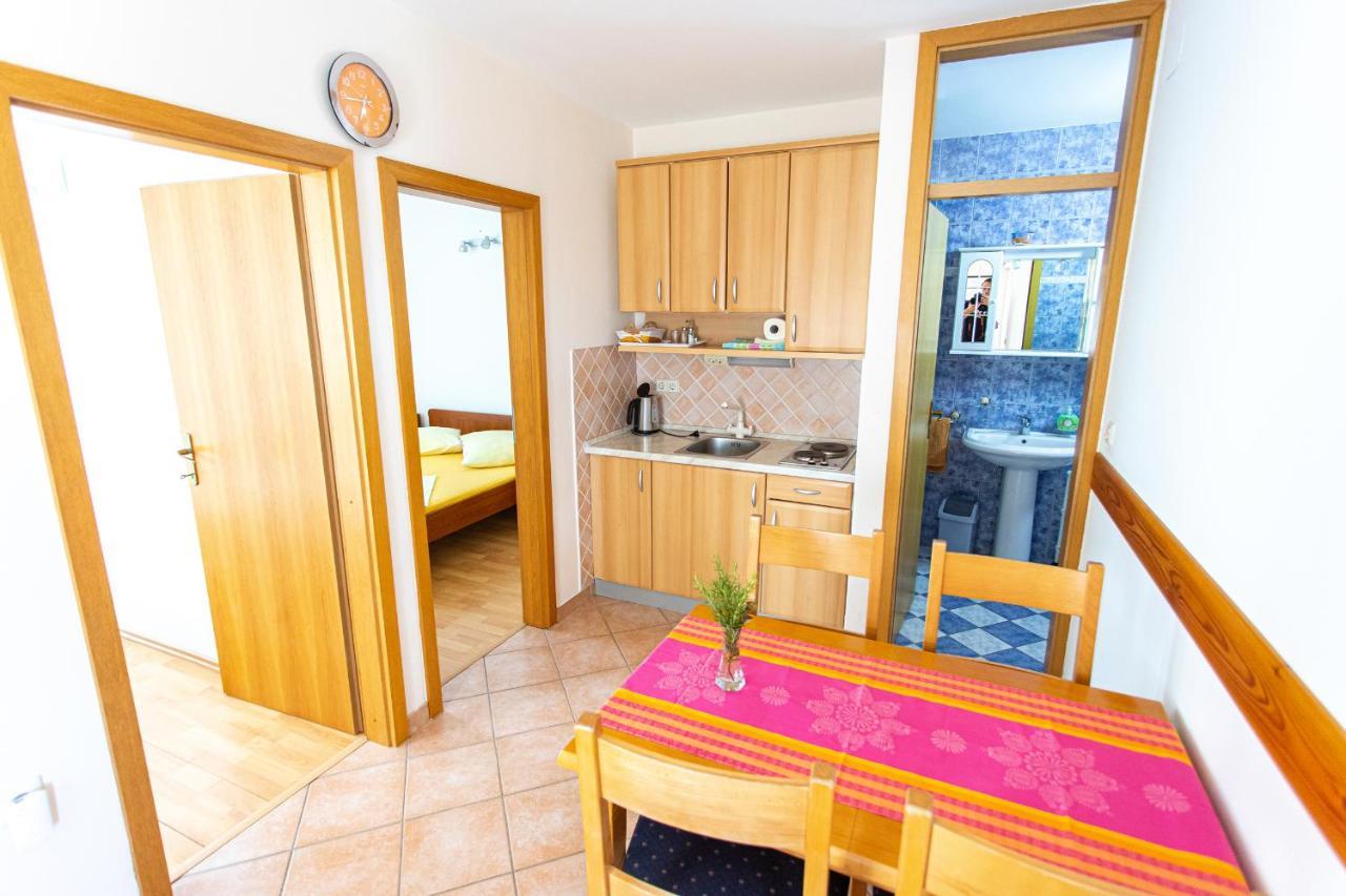 Apartments Ljubo Stari Grad  Εξωτερικό φωτογραφία