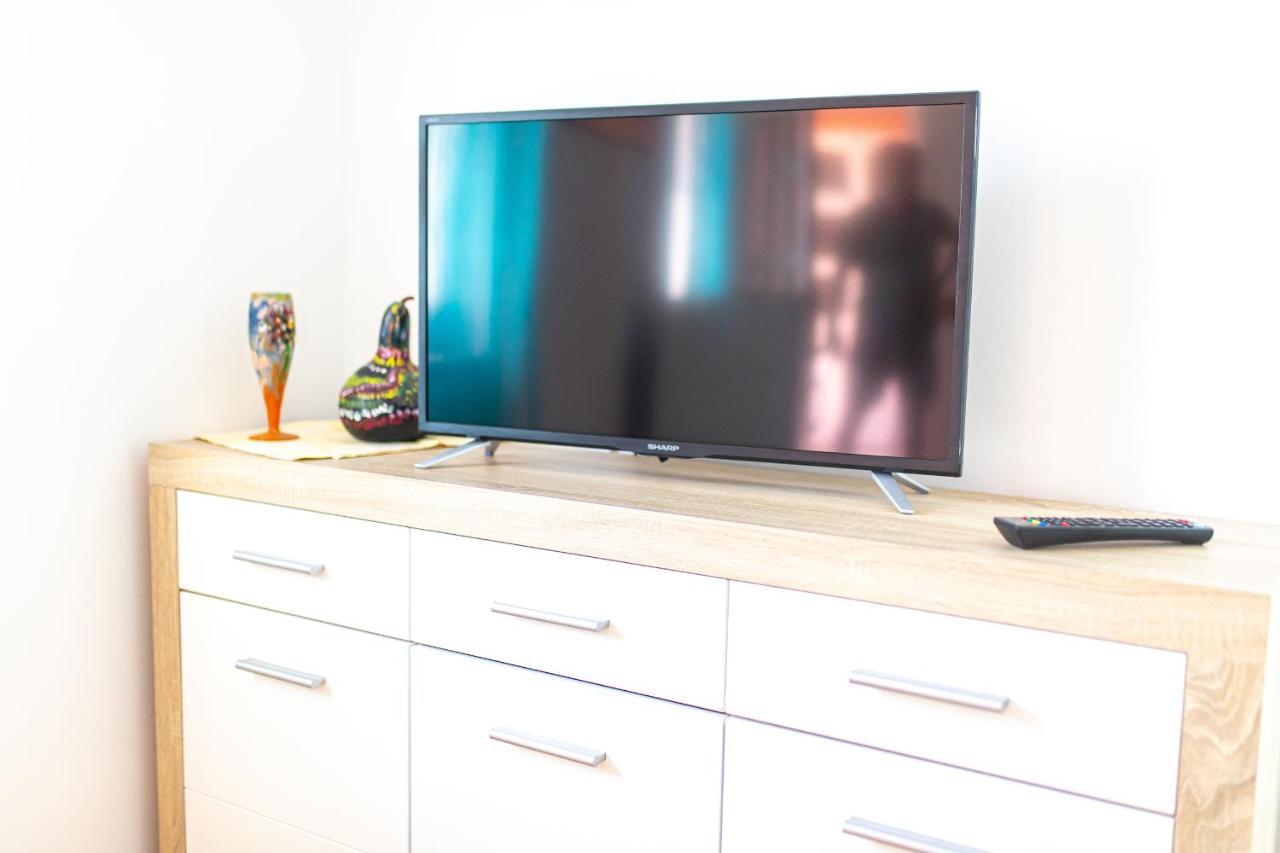 Apartments Ljubo Stari Grad  Εξωτερικό φωτογραφία